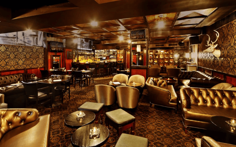 Phong cách sống thượng lưu và sự tận hưởng đỉnh cao